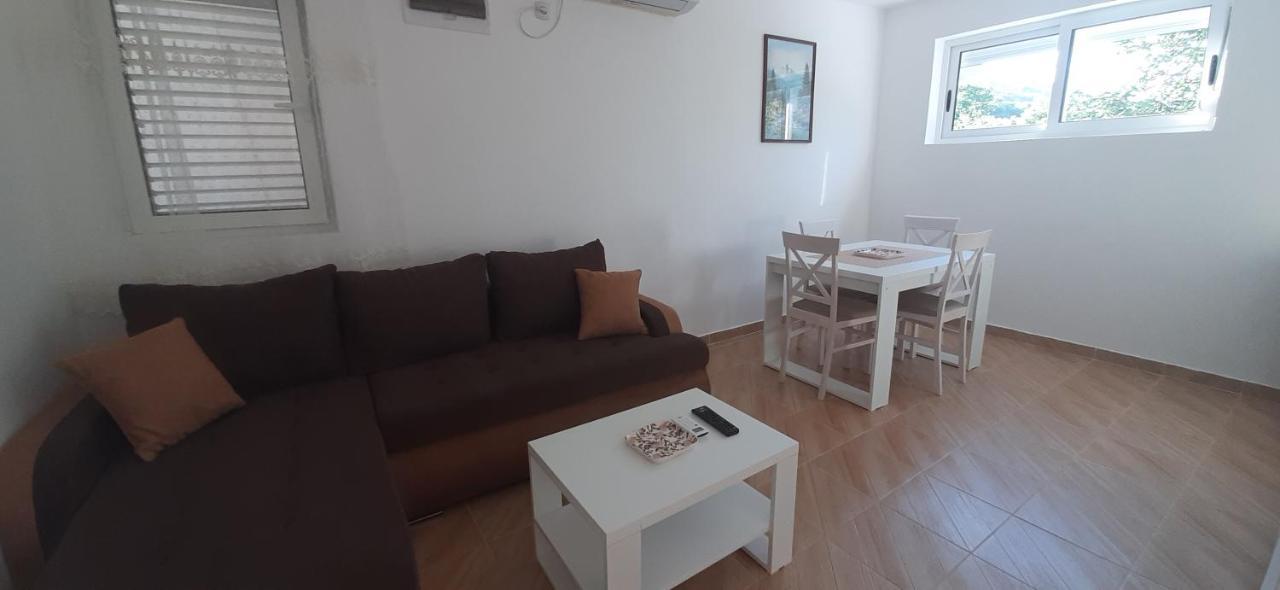 Ban Apartmani Budva Luaran gambar
