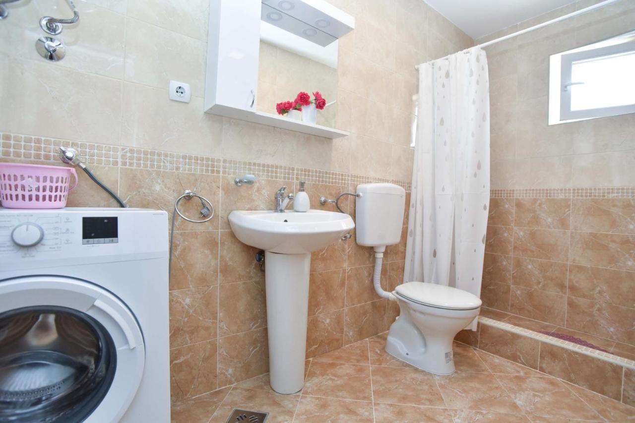 Ban Apartmani Budva Luaran gambar