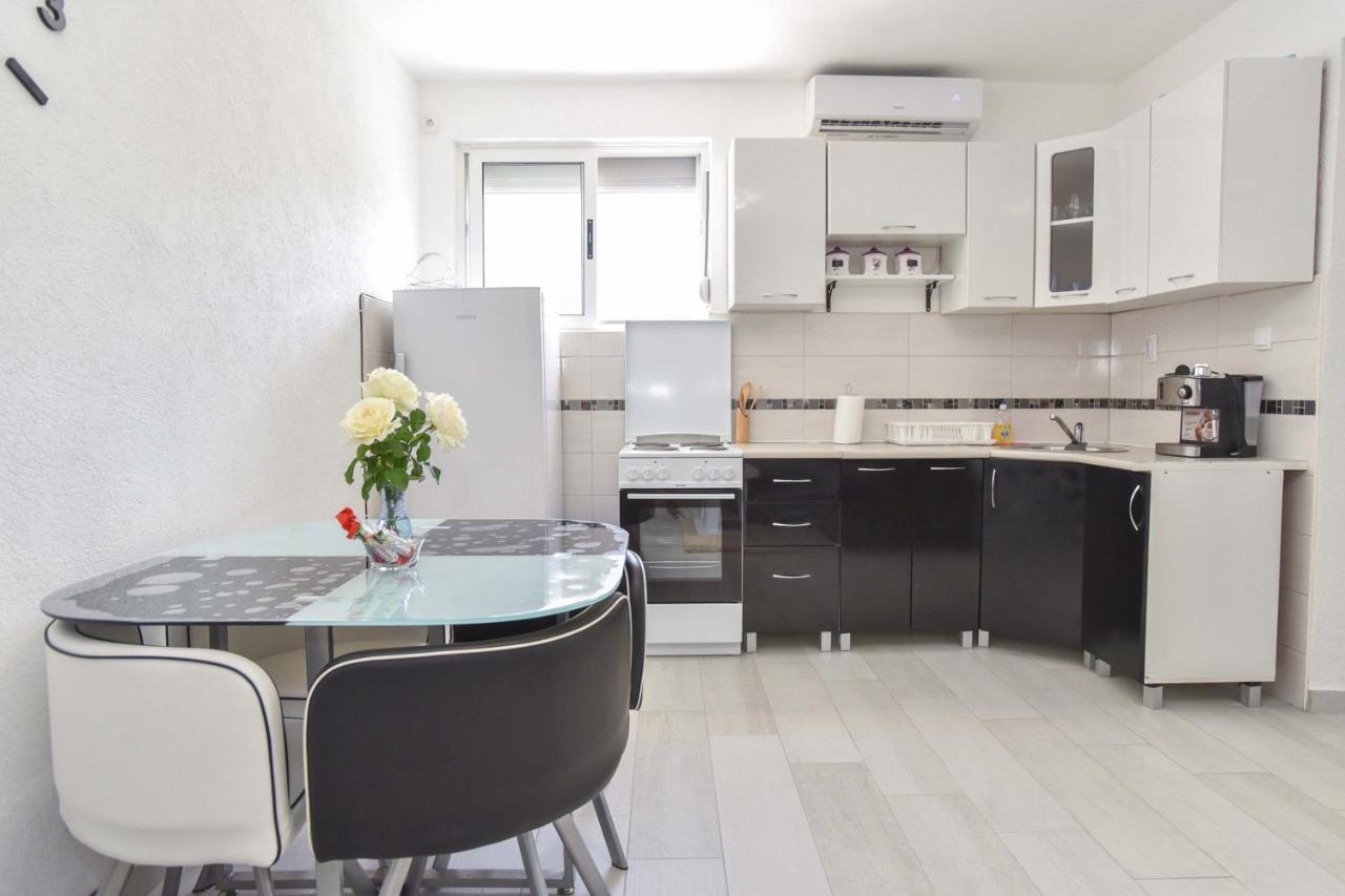 Ban Apartmani Budva Luaran gambar
